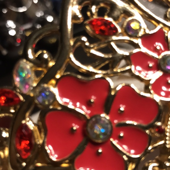 Disney Snow White Tiara - Picture 6 of 7